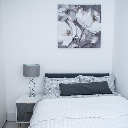 1B Apartment, 30 Mins To Oxford Street London Bagian luar foto
