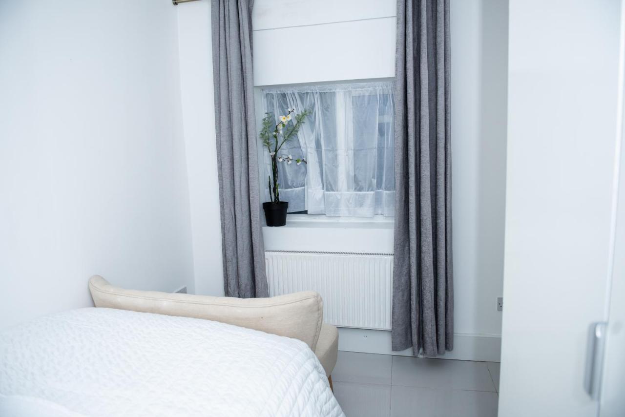 1B Apartment, 30 Mins To Oxford Street London Bagian luar foto