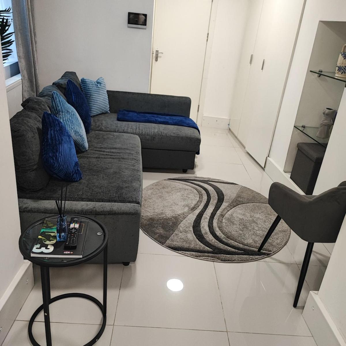 1B Apartment, 30 Mins To Oxford Street London Bagian luar foto