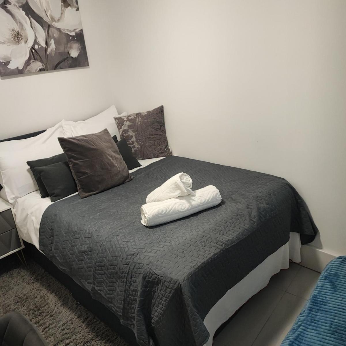 1B Apartment, 30 Mins To Oxford Street London Bagian luar foto